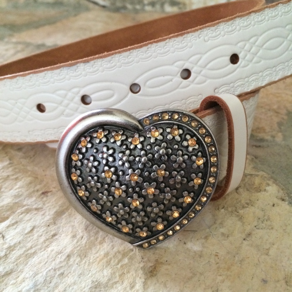 New Leather Belt with Heart Buckle